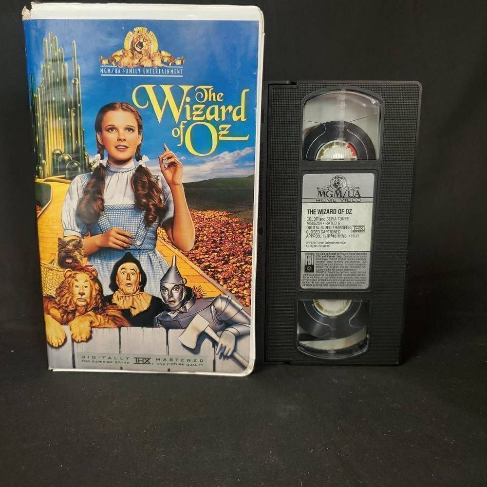 The Wizard of OZ [VHS]
